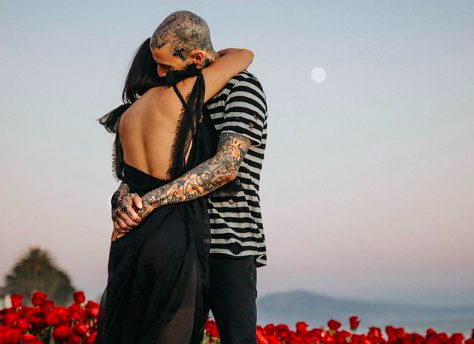 El romántico gesto de Travis Barker: Participó en el diseño del anillo de compromiso para Kourtney Kardashian