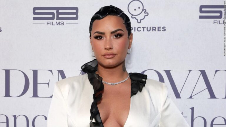 Demi Lovato cree que el término “alienígenas” es “despectivo” para los extraterrestres