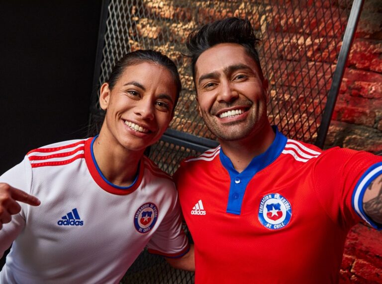 La Roja presentó su nueva camiseta de cara a la triple fecha clasificatoria de octubre