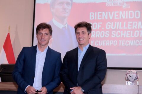 Sale Berizzo, entra Schelotto: Paraguay presentó a su nuevo entrenador y 