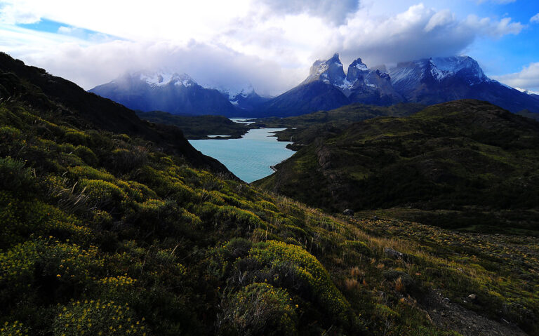 Por séptimo año consecutivo: Chile gana premio al mejor destino de turismo aventura en Sudamérica