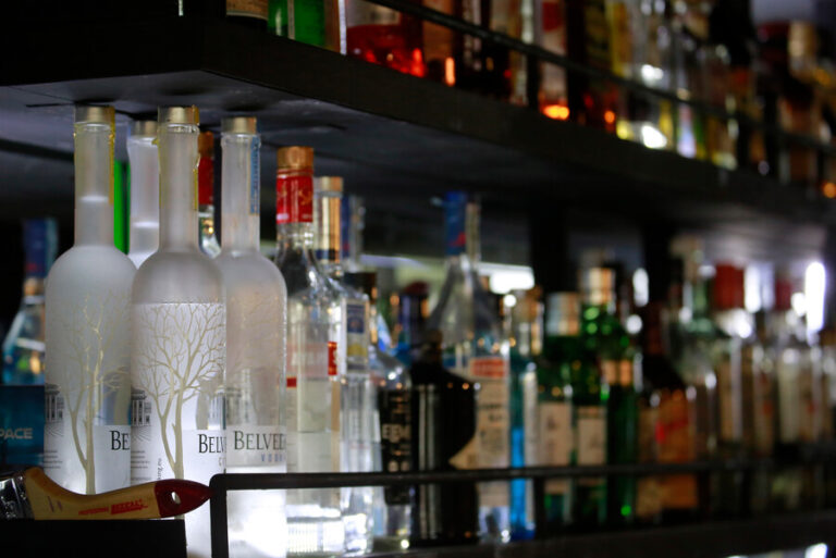 Municipalidad de Copiapó prohibió la venta de alcohol después de la 1 AM