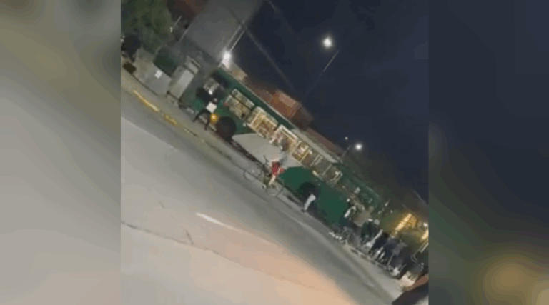 Intentan saquear mall de Quilicura usando un bus del Transantiago para forzar el ingreso