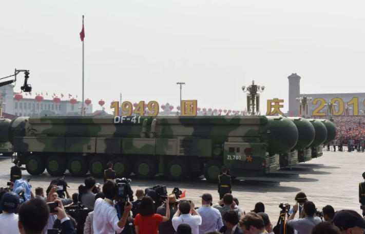 Sohr analiza la carrera armamentista con misiles supersónicos: 