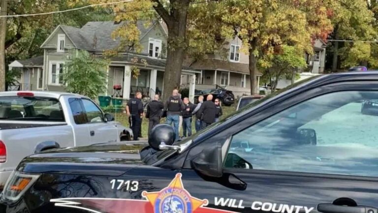 Tiroteo en una fiesta de Halloween deja al menos dos muertos y 12 heridos en Illinois, EE.UU