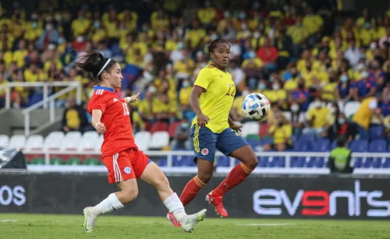 La Roja cayó por 2-0 en su primer amistoso ante Colombia