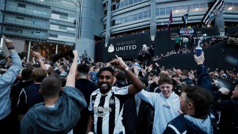 Premier League aprobó la venta del Newcastle a empresarios de Arabia Saudita