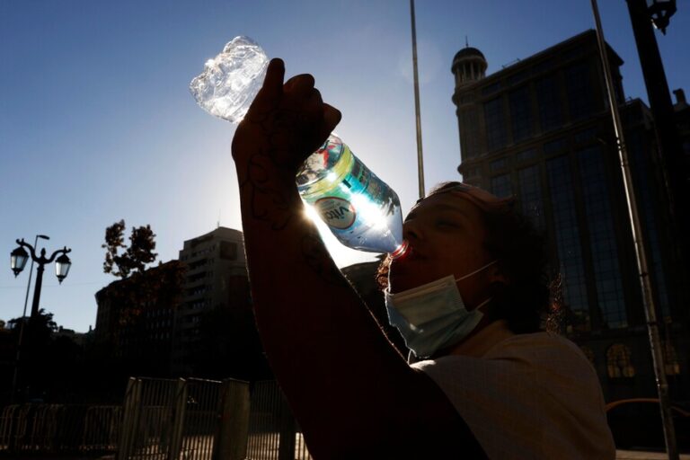Emiten aviso meteorológico por altas temperaturas entre las regiones de Coquimbo y O'Higgins