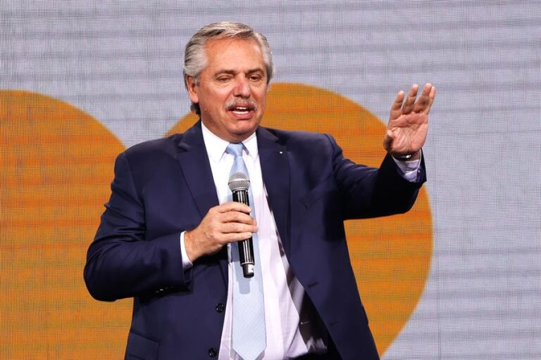 Académica argentina y derrota de Fernández en el Senado: 