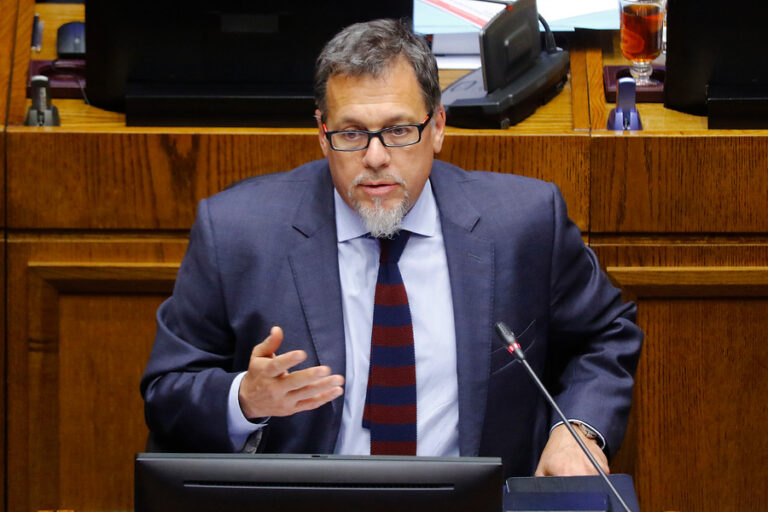 Lagos Weber e irrupción de Parisi: 