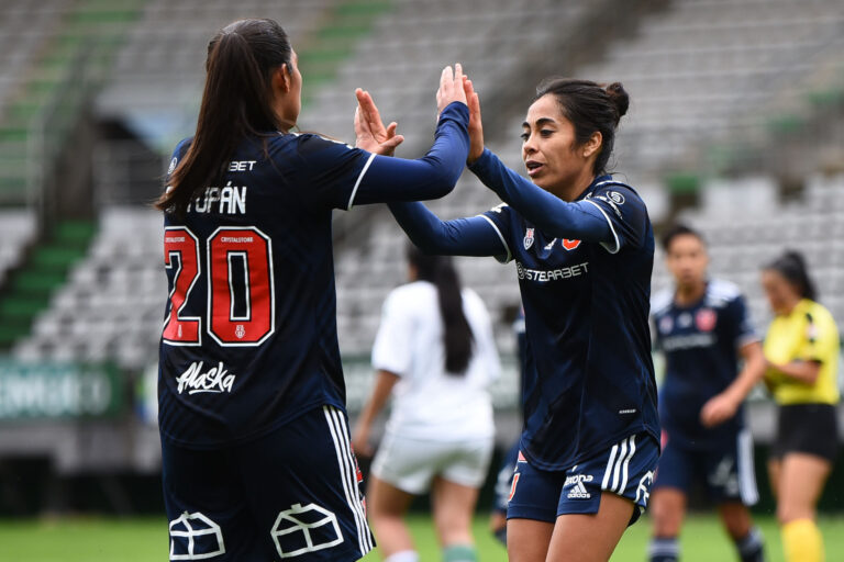 Universidad de Chile goleó en su debut en la Copa Libertadores Femenina 2021