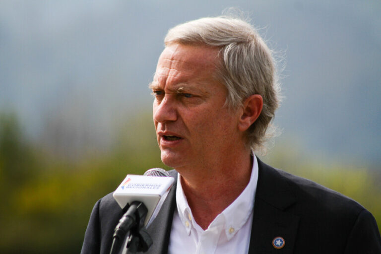 Kast dice que no es pinochetista y que la dictadura fue 