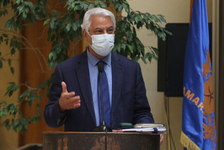 Los esfuerzos de Naranjo para dilatar la votación: 