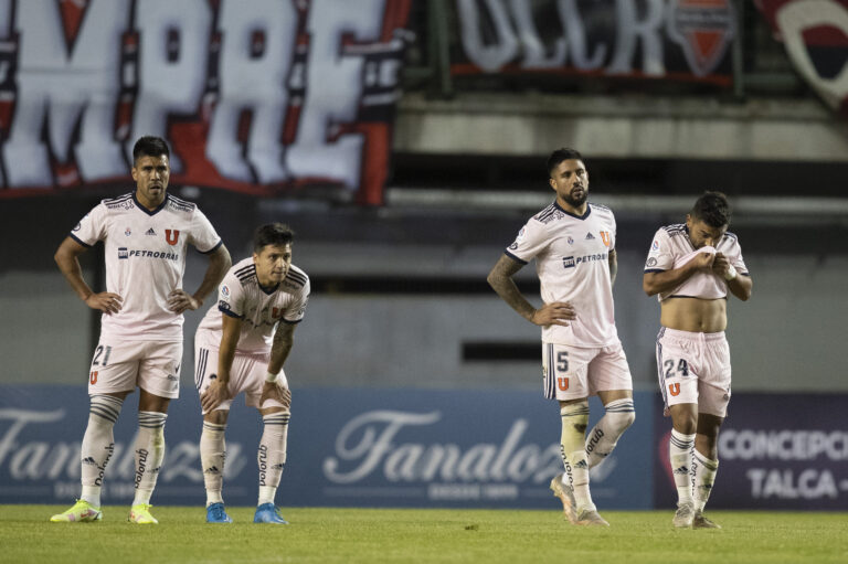 La U cae ante Ñublense y continúa descendiendo en la tabla del campeonato nacional