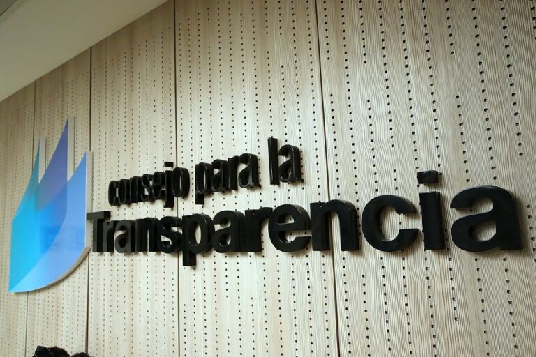 Columna de Gloria de la Fuente: Portal de Transparencia, fortalezcamos herramientas esenciales de rendición de cuentas
