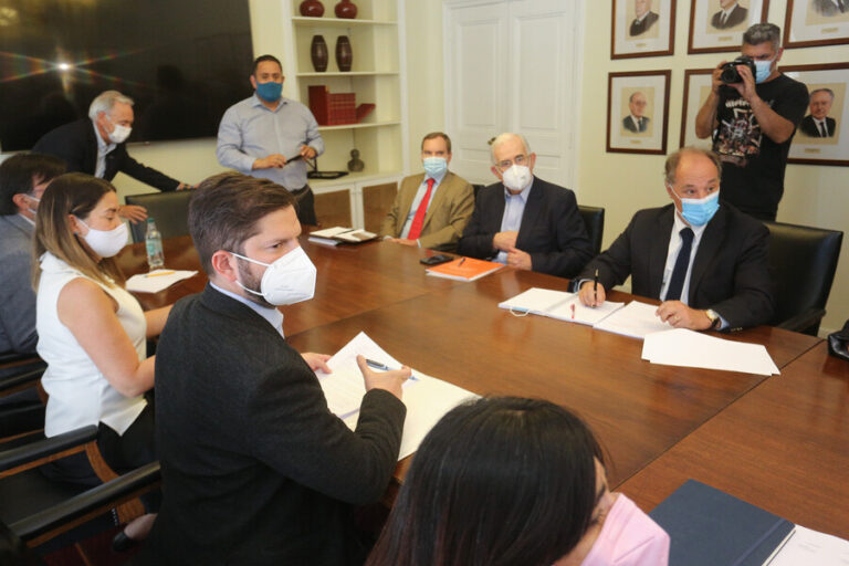 Gabriel Boric tras reunión con dirigentes de la CPC: 