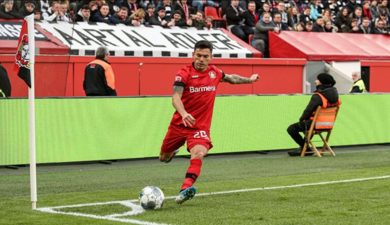 DT del Bayer Leverkusen: Aránguiz “no puede estar disponible” para Chile