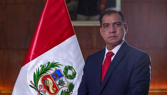 Ministro del Interior de Perú renuncia tras ser acusado de organizar una fiesta en medio de la pandemia