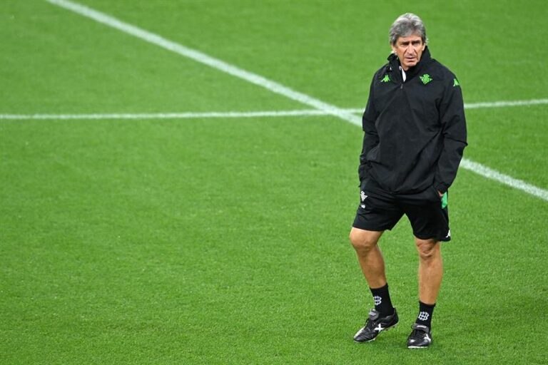 Dura caída para el Betis de Pellegrini: Cayó por 2-0 como local en el clásico ante el Sevilla