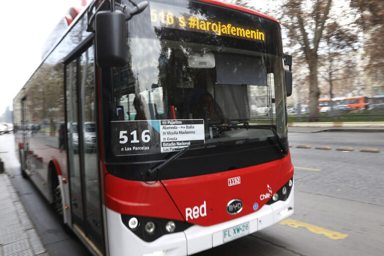 Transporte público en las elecciones: Conoce cuáles son sus horarios, los recorridos y cómo saber donde está la micro