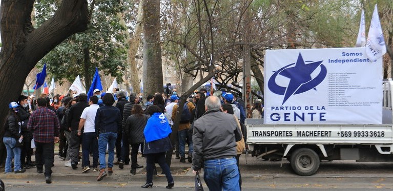 PDG tras denuncias por venta de merchandising: 