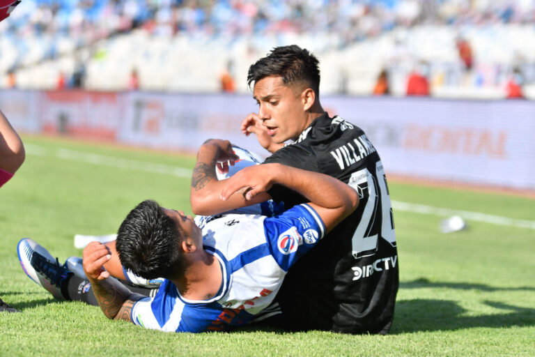 Colo Colo perdió con Deportes Antofagasta y se consuela con el subcampeonato