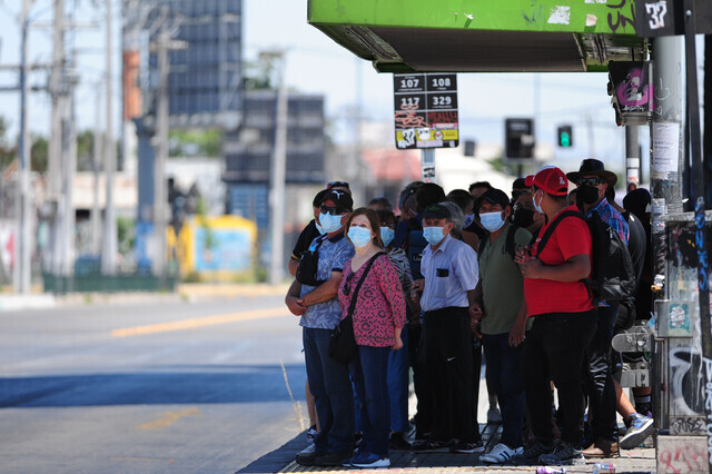 A falta de micros: Revisa los servicios municipales de transporte en la RM