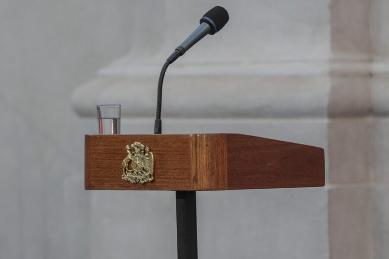 Expectación por futuro ministro de Hacienda de Boric: ¿Quiénes podrían ocupar el cargo?