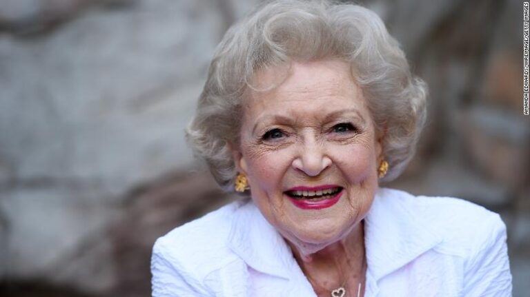 A los 99 años falleció Betty White, ícono de la televisión estadounidense