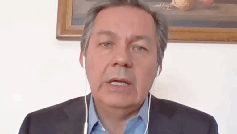 Infectólogo de la Clínica U. Andes, por medidas sanitarias en las elecciones: 