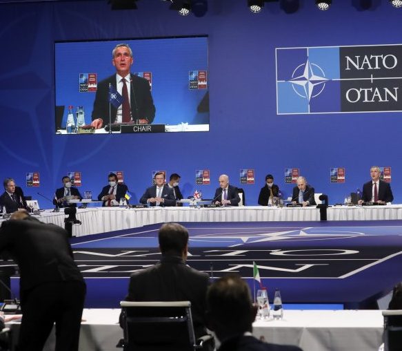 La OTAN advierte a Rusia de 