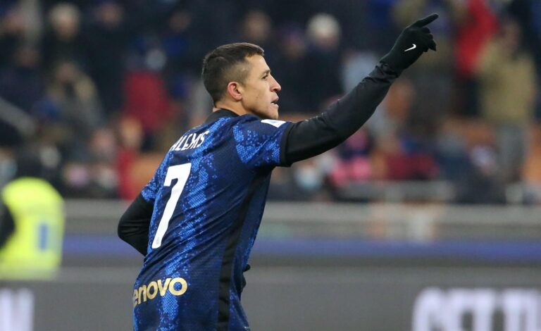 Genio y figura: Alexis Sánchez convirtió un golazo, jugó los 90 minutos y dejó al Inter puntero en Italia