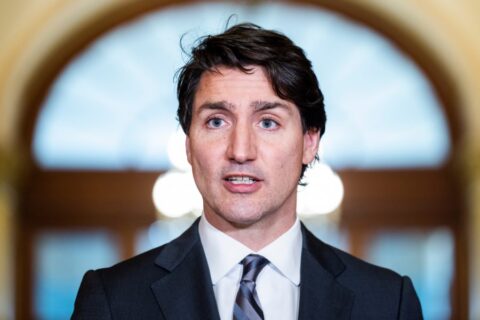 Primer ministro canadiense felicitó a Gabriel Boric: Lo invitó a trabajar juntos y 