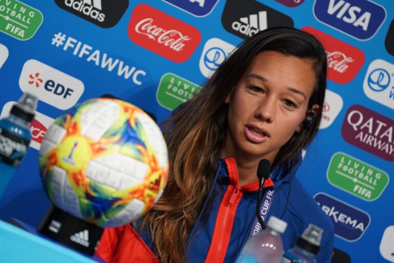Premio The Best: Christiane Endler está a un paso de alzarse como la mejor portera de la FIFA