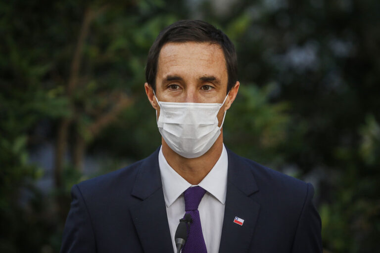 Ministro Jobet por licitación del litio: “Nosotros acogimos todas las solicitudes y aprensiones del presidente electo