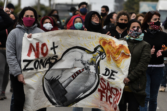 Iniciativa popular sobre zonas de sacrificio reúne las 15 mil firmas y pasaría a ser discutida en la CC