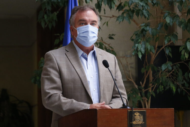 Molina abordó situación en La Araucanía tras reunión con Boric: 