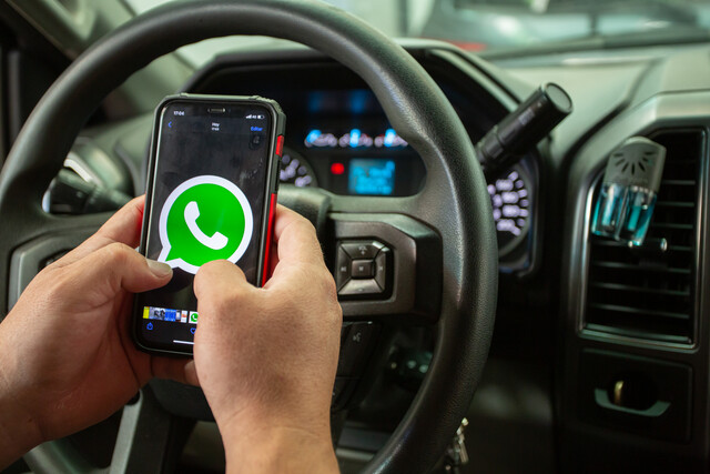 Estudio de CONASET y la ACHS evidenció que un 19% de los automovilistas manipula el teléfono al volante