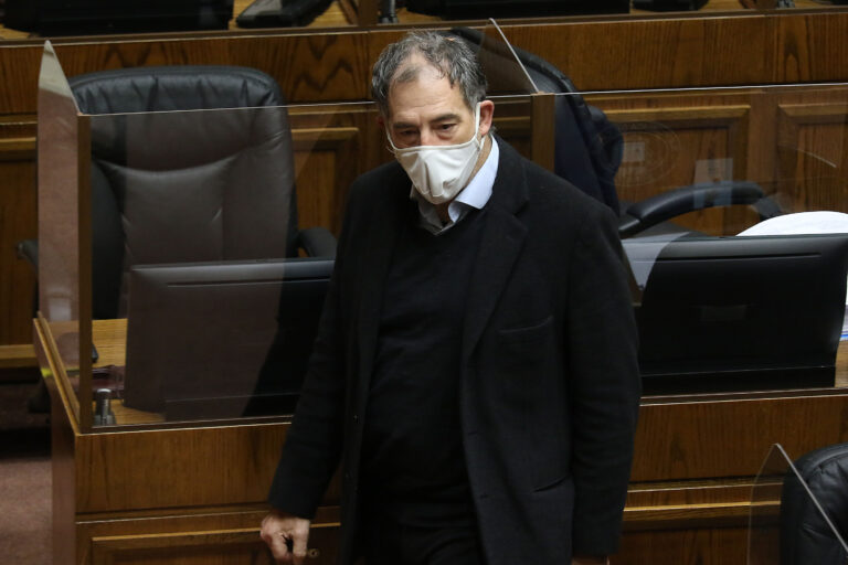 Girardi e incumplimiento a ley de etiquetados de alimentos: 