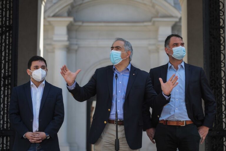 Chile Vamos informó que tendrá una 