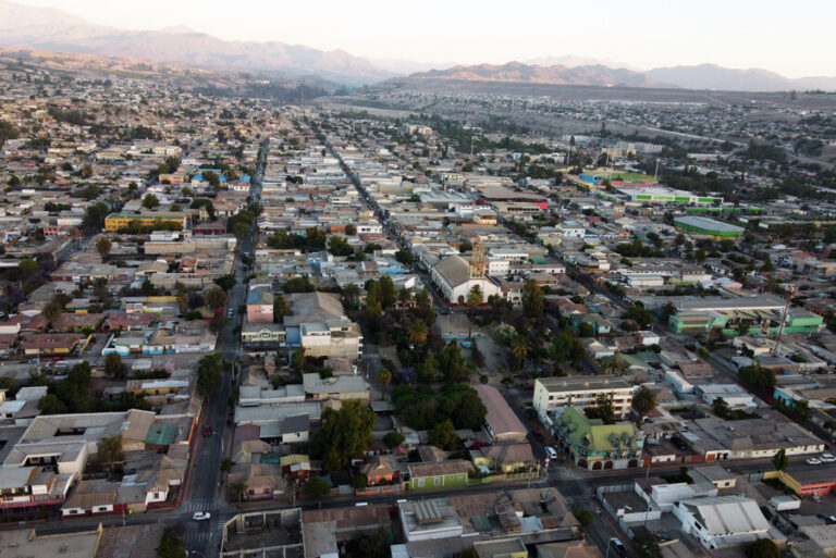 Vallenar, Huasco, San Felipe y otras 15 comunas retrocedieron a la fase de Preparación en el plan Paso a Paso