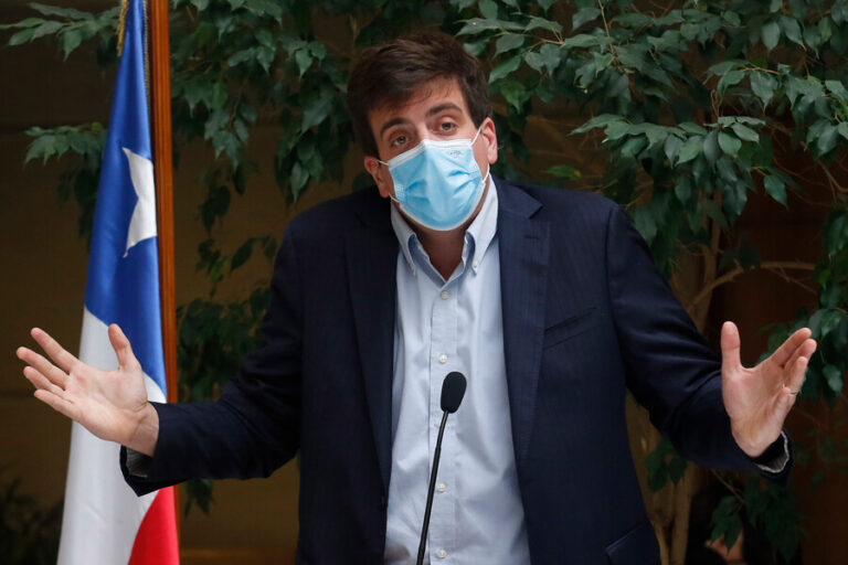 Schalper emplaza a Boric y a la CC: 