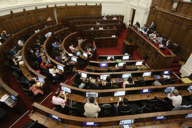 Envían oficio a mesa de la CC por demoras en la publicación de iniciativas populares