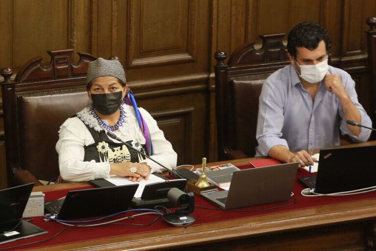 La Convención Constitucional envío citación a los 155 constituyentes para elegir nueva directiva este martes