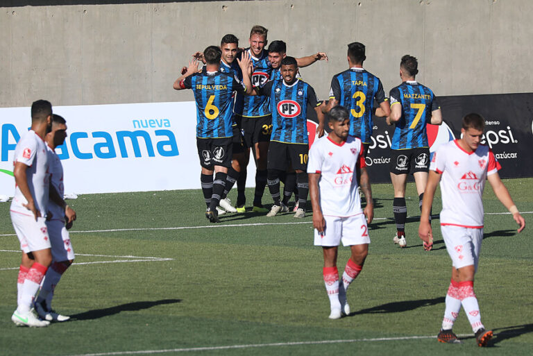 Huachipato toma ventaja en la liguilla tras importante triunfo como visitante ante Deportes Copiapó