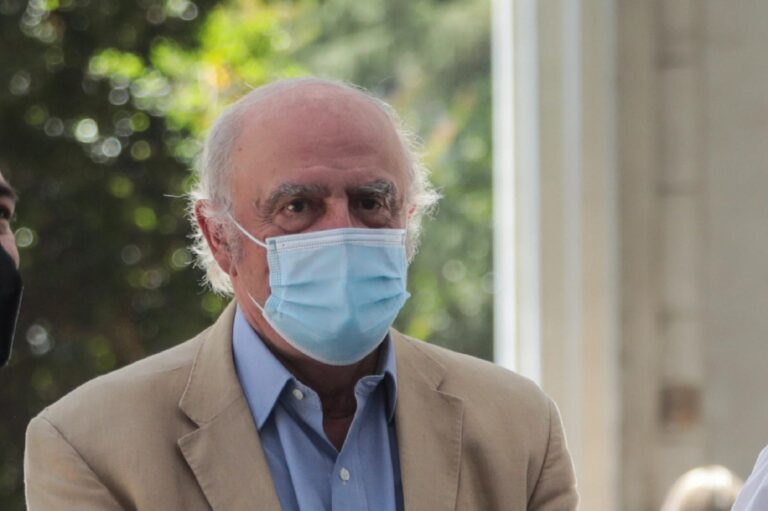 Agustín Squella: “De pronto creo que podemos estar pecando de complacencia en la Convención”