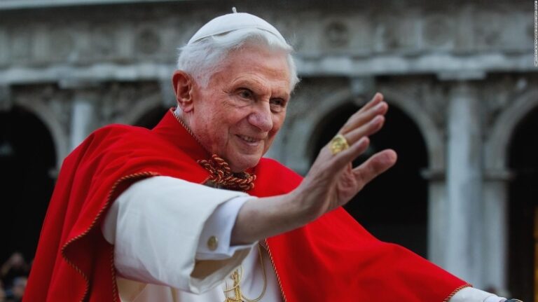 Loreto Cruz sobre Benedicto XVI: “Su legado va a ser inolvidable para el mundo por ser un hombre profundo”