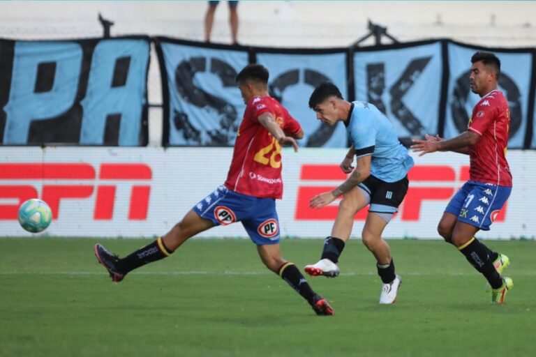 Cuadrangular internacional: Una deslucida Unión Española cayó 2-0 contra Belgrano en Uruguay