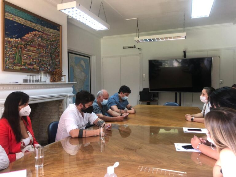 Víctimas de la delincuencia se reunieron con Boric: Solicitaron que su Gobierno priorice la seguridad ciudadana