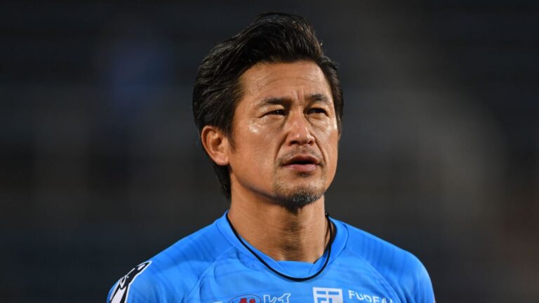Kazuyoshi Miura, el veterano del fútbol, se incorpora al Suzuka a los 55 años